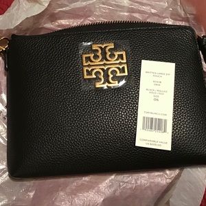 NWT Tory Burch Britten Lg Pouch Wristlet